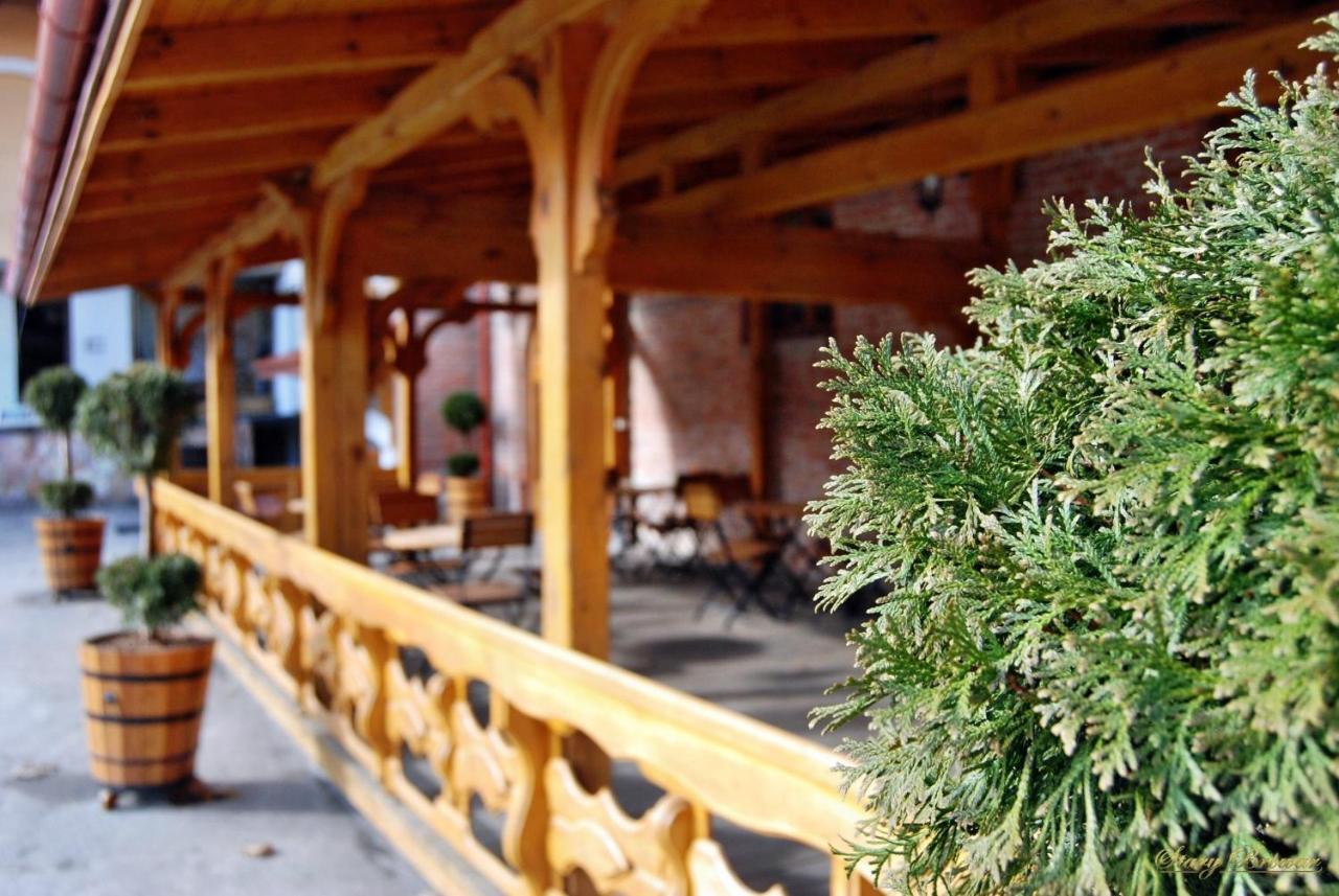 Hotel Stary Browar Tarnobrzeg Exterior foto